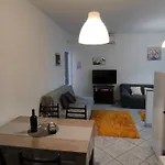 Davor Apartment *